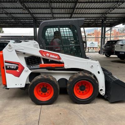 BOB CAT S-450, ANO 2021, 1.569 HS, NO ESTADO EM QUE SE ENCONTRA.