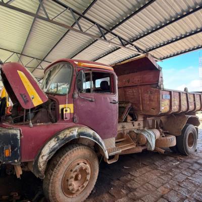 CAMINHAO, M.BENZ/LK 1518, DIESEL, VERMELHA, 1988/1988, CHASSI: 9BM345333JB791477, RENAVAM: 00268823537, NO ESTADO EM QUE SE ENCONTRA. OBS: DIFERENCIAL REDUZIDO.