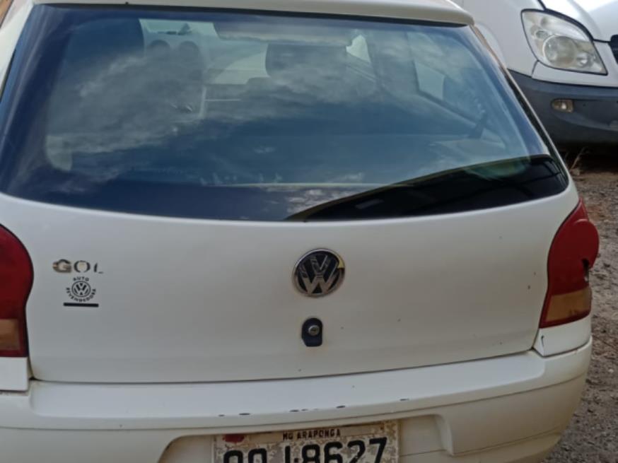 Foto ilustrativa 10 - AUTOMOVEL VW/GOL 1.0 GIV, ALCOOL/GASOLINA, BRANCA, 2013/2014, CHASSI: 9BWAA05WXEP017942, RENVAM: 00553803271, NO ESTADO EM QUE SE ENCONTRA.