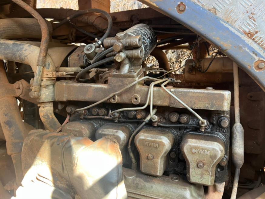 Foto ilustrativa 5 - PAS/ONIBUS, VW/8150NEOBUS THUNDERBOY, BRANCA, 2003/2004, DIESEL, CHASSI: 9BWFD52R84R400189, RENAVAM: 00812270320, NO ESTADO EM QUE SE ENCONTRA.