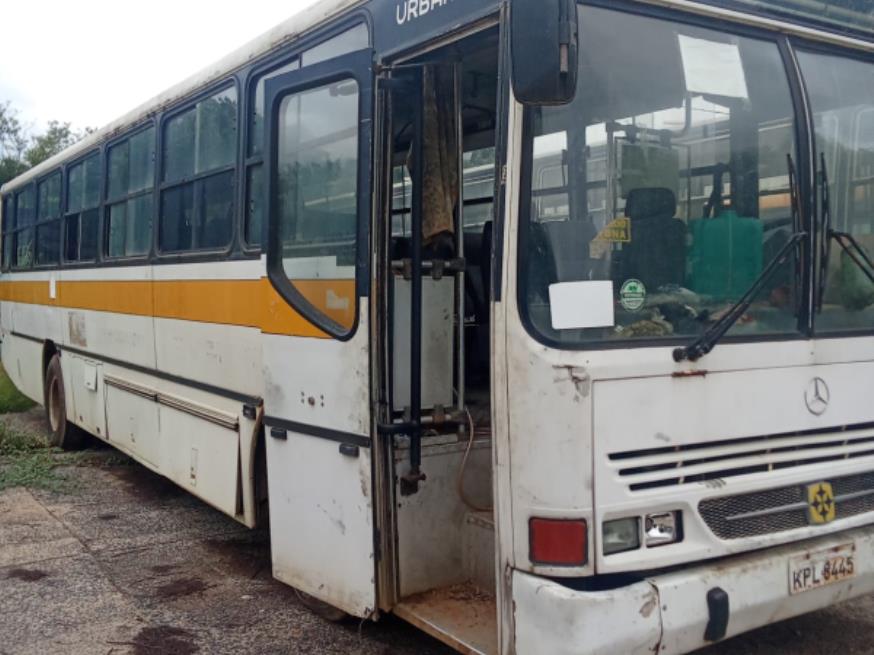 Foto ilustrativa 5 - ONIBUS, M.BENZ/OF 1620, BRANCA, 1995/1995, DIESEL, CHASSI: 9BM384087SB069979, RENAVAM: 642140014, NO ESTADO EM QUE SE ENCONTRA.