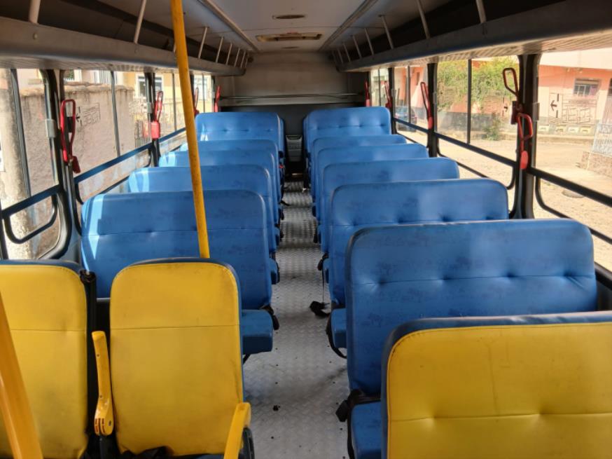 Foto ilustrativa 4 - PASSAGEIRO/ONIBUS, IVECO/GRANCLASS 150S21E, AMARELA, DIESEL, 2018/2019, CHASSI: 93ZA01LF0K8933828, RENAVAM: 01179266592, NO ESTADO EM QUE SE ENCONTRA.