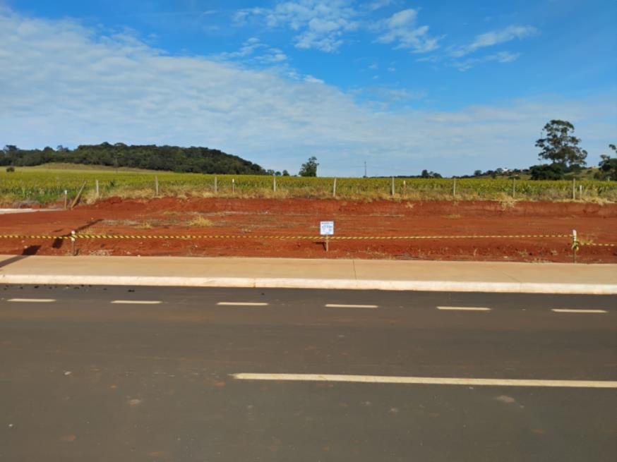 Foto ilustrativa 2 - QUADRA 05, LOTE 02, AVENIDA COMERCIAL DO VALLE, LOTEAMENTO VIA COMERCIAL DO VALLE, PEDRINÓPOLIS/MG, ÁREA DE 288,00 M². MATRÍCULA: 21390. NO ESTADO EM QUE SE ENCONTRA.