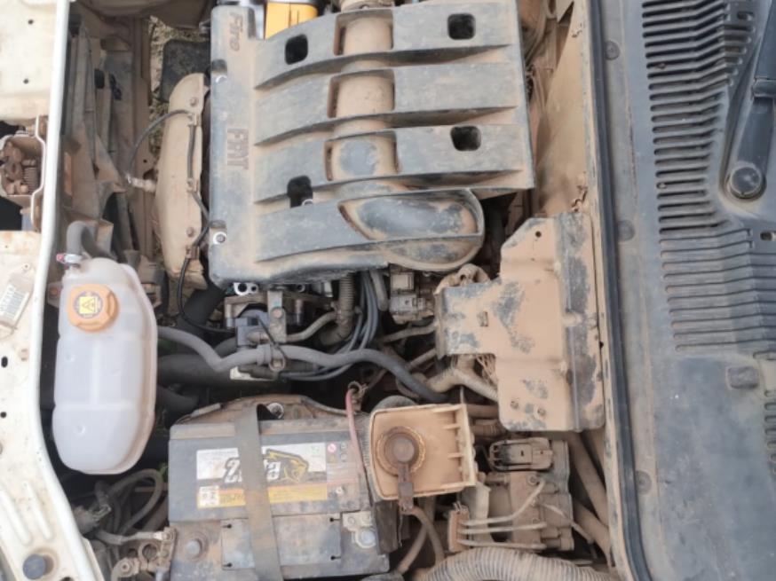 Foto ilustrativa 2 - AUTOMOVEL, FIAT/PALIO FIRE, BRANCA, 2016/2017, ALCOOL/GASOLINA, RENAVAM: 01106573436, CHASSI: 9BD17122ZH7607285, NO ESTADO QUE SE ENCONTRA.