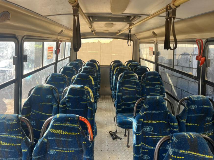 Foto ilustrativa 6 - PAS/ONIBUS, VW/8150NEOBUS THUNDERBOY, BRANCA, 2003/2004, DIESEL, CHASSI: 9BWFD52R84R400189, RENAVAM: 00812270320, NO ESTADO EM QUE SE ENCONTRA.