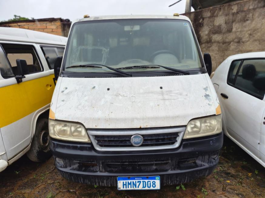 Foto ilustrativa 1 - PAS/MICROÔNIBUS, FIAT/DUCATO COMBINATO, BRANCA, DIESEL, 2007/2008, CHASSI: 93W244K2382017169, RENAVAM: 00938949543, NO ESTADO EM QUE SE ENCONTRA.