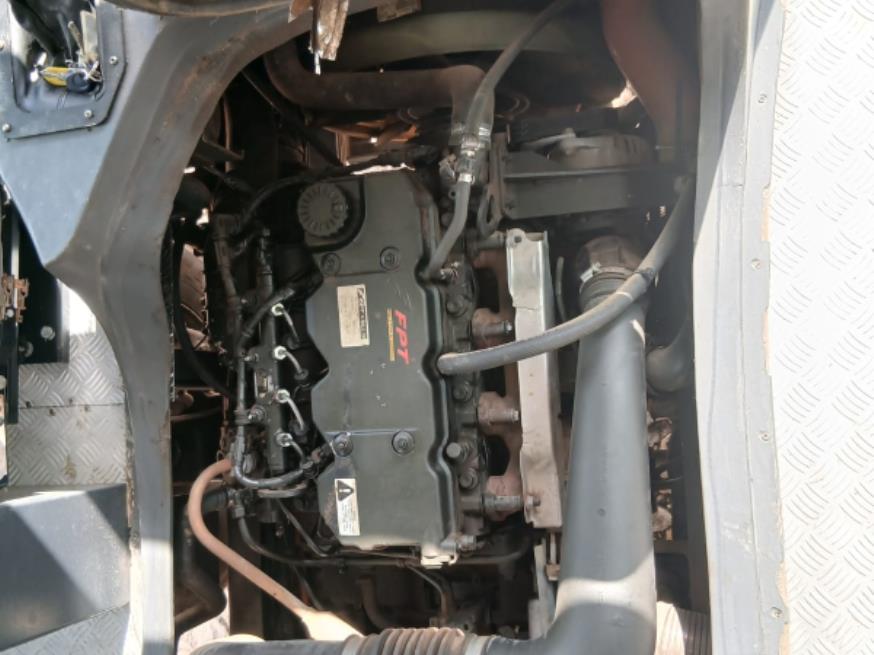 Foto ilustrativa 6 - PASSAGEIRO/ONIBUS, IVECO/GRANCLASS 150S21E, AMARELA, DIESEL, 2018/2019, CHASSI: 93ZA01LF0K8933828, RENAVAM: 01179266592, NO ESTADO EM QUE SE ENCONTRA.