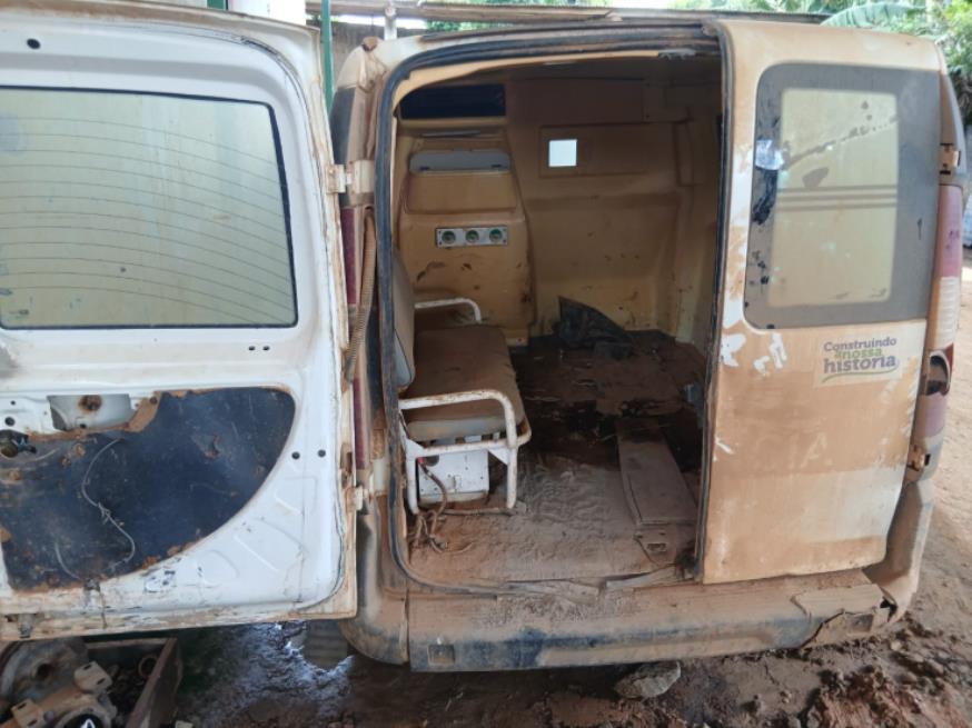 Foto ilustrativa 4 - CAR/CAMINHONETE/FURGÃO, FIAT/DOBLO CARGO, BRANCA, ALCOOL/GASOLINA, 2015/2016, CHASSI: 9BD22315UG2041903, RENAVAM: 01079376477, NO ESTADO EM QUE SE ENCONTRA.