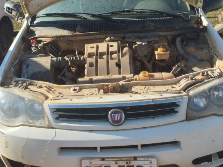 Foto ilustrativa 4 - PAS/AUTOMOVEL FIAT/PALIO FIRE, ALCOOL/GASOLINA, 2015/2016, BRANCA, CHASSI: 9BD17122ZG7571529, RENAVAM: 01084788583, NO ESTADO EM QUE SE ENCONTRA.