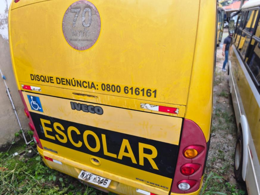 Foto ilustrativa 4 - PAS/ONIBUS, IVECO/CITYCLASS 70C17, AMARELA, DIESEL, 2012/2013, CHASSI: 93ZL68C01D8442553, RENAVAM: 00480282862, NO ESTADO EM QUE SE ENCONTRA.