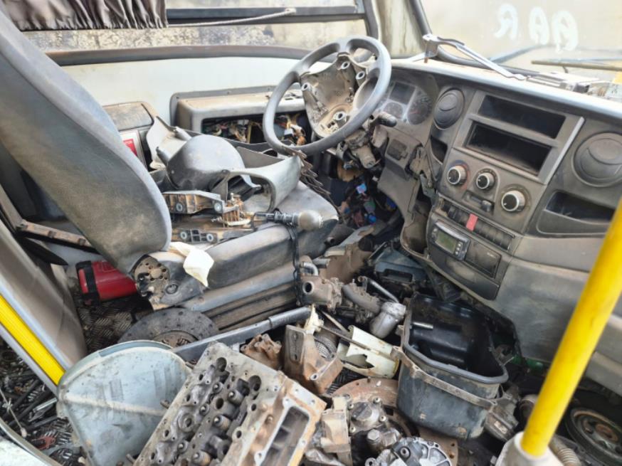 Foto ilustrativa 6 - PAS/ONIBUS, IVECO/CITYCLASS 70C17, AMARELA, DIESEL, 2012/2013, CHASSI: 93ZL68C01D8442553, RENAVAM: 00480282862, NO ESTADO EM QUE SE ENCONTRA.
