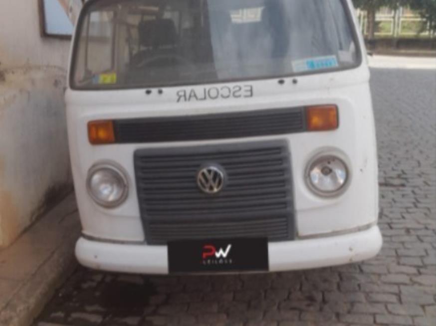 Foto ilustrativa 1 - CAMIONETA VW/KOMBI, ALCOOL/GASOLINA, BRANCA, 2009/2010,  NO ESTADO EM QUE SE ENCONTRA.