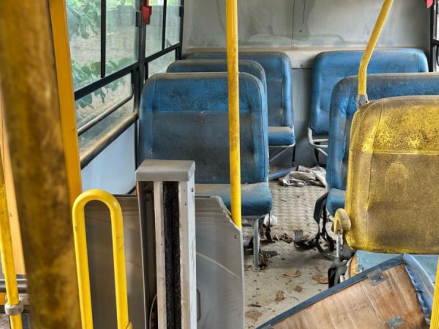 Foto ilustrativa 6 - PASSAGEIRO ONIBUS, IVECO/CITYCLASS 70C17, DIESEL, AMARELA, 2013/2014, CHASSI: …54702, NO ESTADO EM QUE SE ENCONTRA.