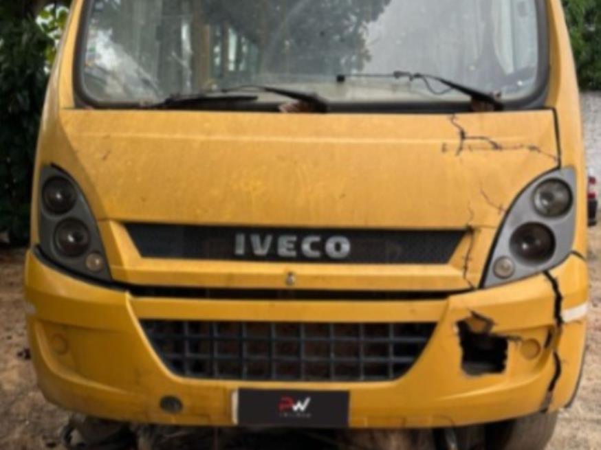 Foto ilustrativa 1 - PASSAGEIRO ONIBUS, IVECO/CITYCLASS 70C17, DIESEL, AMARELA, 2013/2014, CHASSI: …54702, NO ESTADO EM QUE SE ENCONTRA.