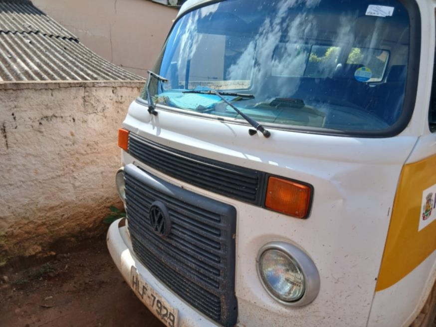 Foto ilustrativa 10 - PAS/MICROÔNIBUS, VW/KOMBI ESCOLAR, BRANCA, ALCOOL/GASOLINA, 15 LUGARES, 2011/2012, CHASSI: 9BWMF07X4CP009773, RENAVAM: 416541640, NO ESTADO EM QUE SE ENCONTRA.