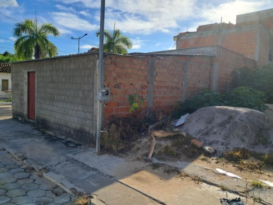 Foto ilustrativa 3 - Imóvel localizado na Rua João Antônio de Araújo, Centro, em Santa Cruz de Salinas, com área de 50,30 m², contendo edificação simples, sem matrícula e sem registro imobiliário. NO ESTADO EM QUE SE ENCONTRA.