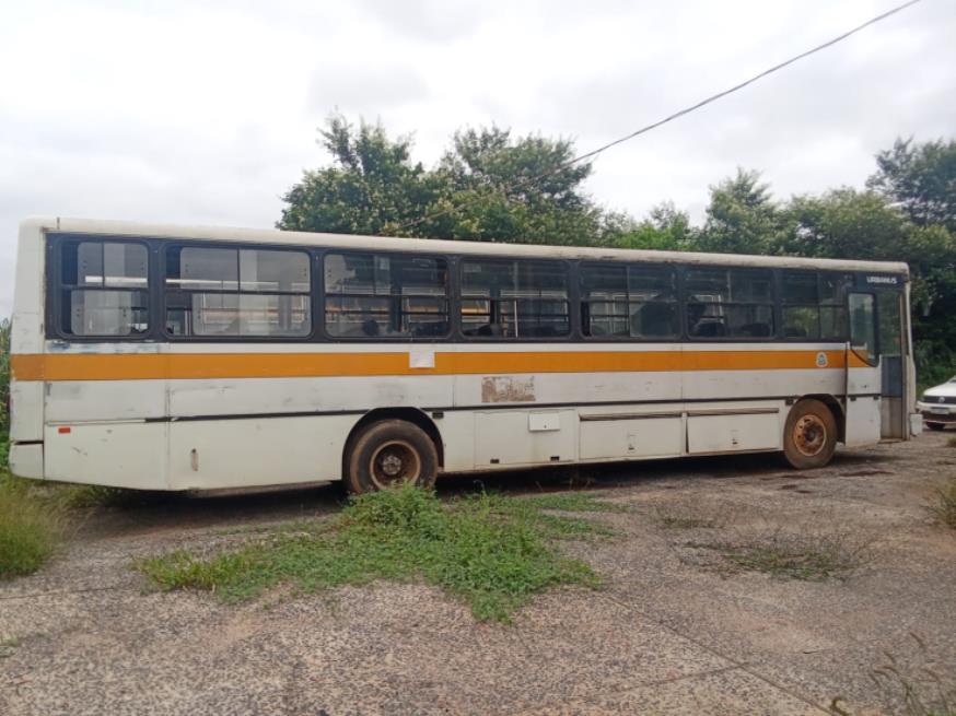 Foto ilustrativa 2 - ONIBUS, M.BENZ/OF 1620, BRANCA, 1995/1995, DIESEL, CHASSI: 9BM384087SB069979, RENAVAM: 642140014, NO ESTADO EM QUE SE ENCONTRA.