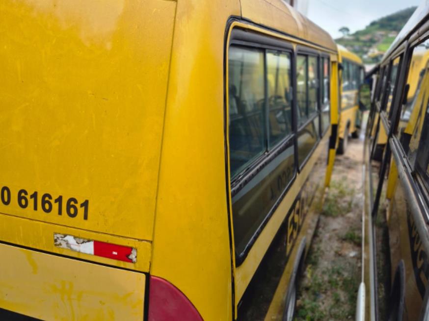 Foto ilustrativa 10 - PAS/ONIBUS, IVECO/CITYCLASS 70C17, AMARELA, DIESEL, 2012/2013, CHASSI: 93ZL68C01D8442553, RENAVAM: 00480282862, NO ESTADO EM QUE SE ENCONTRA.