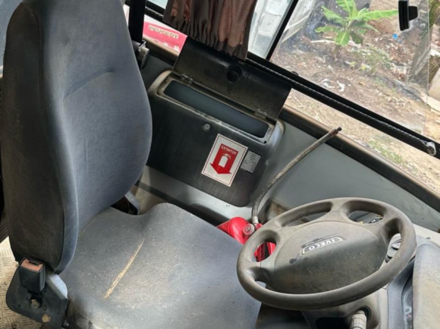 Foto ilustrativa 10 - PASSAGEIRO ONIBUS, IVECO/CITYCLASS 70C17, DIESEL, AMARELA, 2013/2014, CHASSI: …54702, NO ESTADO EM QUE SE ENCONTRA.