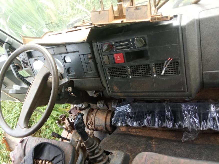 Foto ilustrativa 4 - CAMINHAO, IVECO/EUROCARGO 170E22, BRANCA, 2011/2012, DIESEL, CHASSI: 93ZA1NFH0C8712903, RENAVAM: 429536291, NO ESTADO EM QUE SE ENCONTRA.
