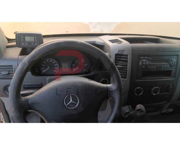 Foto de PAS/MICROONIBUS I/M.BENZ 415CDI SPRINTERM, DIESEL, 2018/2019, BRANCA, RENAVAM: 01164542220 , CHASSI: 8AC906633KE156762, NO ESTADO EM QUE SE ENCONTRA.