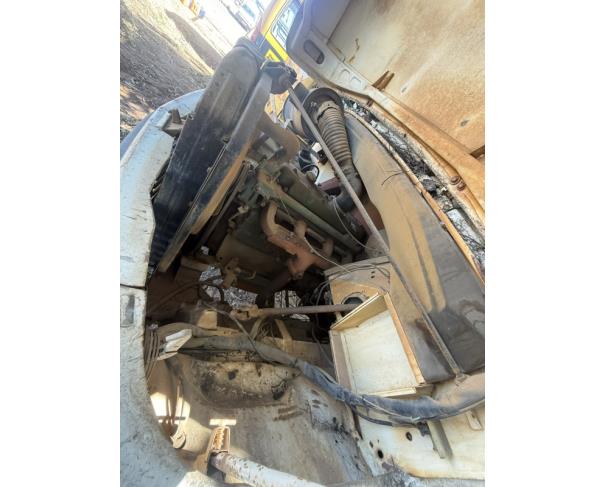 Foto de CAMINHAO, M.BENZ/L 1111, BRANCA, 1969/1969, DIESEL, CHASSI: 34400713046779, RENAVAM: 00265755000, NO ESTADO EM QUE SE ENCONTRA.