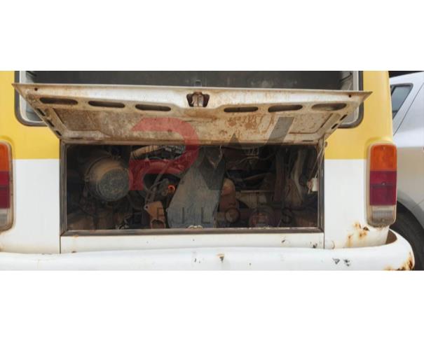 Foto de PASSAGEIRO / MICROONIBUS VW/KOMBI ESCOLAR, ALCOOL/GASOLINA, BRANCA, 2011/2012, PLACA HLF-7142, CHASSI: 9BWMF07X9CP010434, RENAVAM: 352294876, NO ESTADO EM QUE SE ENCONTRA.