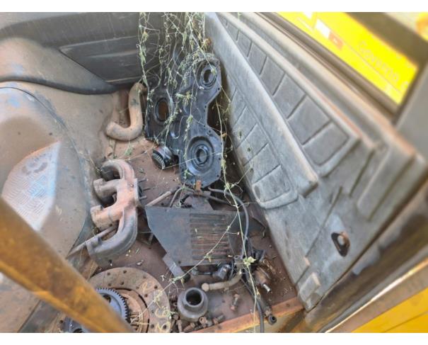 Foto de ONIBUS  MARCOPOLO/VOLARE V8L ESC, DIESEL, AMARELA, 2010/2011, CHASSI: 93PB42G3PBC034170, RENAVAM: 00265077621, NO ESTADO EM QUE SE ENCONTRA. 