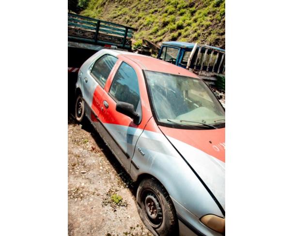 Foto de SUCATA DE PALIO, PLACA GMG-9229, (SEM BAIXA) NO ESTADO EM QUE SE ENCONTRA.