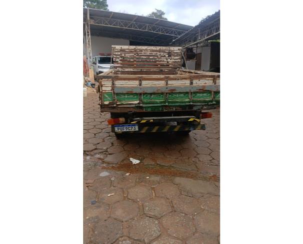 Foto de CAMINHONETE I/TOYOTA HILUX CS4X4, DIESEL, BRANCA, 2014/2014, CHASSI: 8AJDY22G5E7005384, RENAVAM: 01013448585, NO ESTADO EM QUE SE ENCONTRA. 