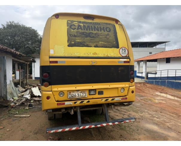 Foto de ONIBUS MPOLO/VOLARE V8L 4X4 EO, DIESEL, AMARELA, 2013/2013, CHASSI: 93PB58M1MDC046596, RENAVAM: 00544707311, NO ESTADO EM QUE SE ENCONTRA. 