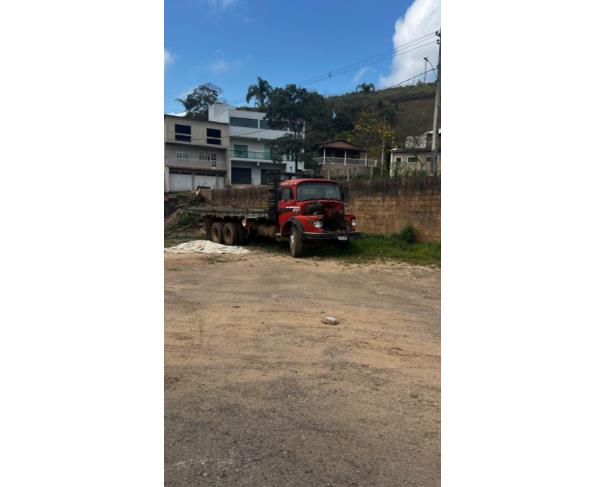 Foto de M.BENZ/L 1113, DIESEL, 1972/1972, VERMELHA, NO ESTADO EM QUE SE ENCONTRA.