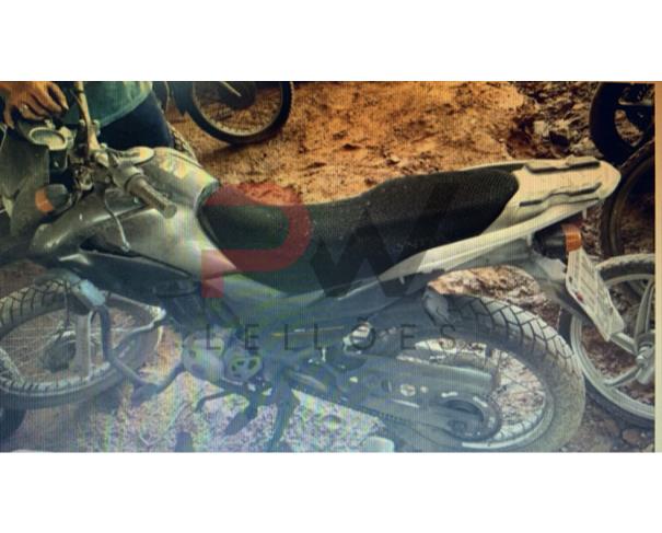 Foto de PASSAGEIRO / HONDA / NXR 150 BROS ES / Placa: HFK5499 / UF: MG / Município: Juiz de Fora / Ano fabricação: 2011 / Ano modelo: 2011 / Cor: PRETA /Chassi: 9C2KD0550BR011113 / Motor:000000000000000000000 / RENAVAM: 00357019806, NO ESTADO EM QUE SE ENCONTRA.