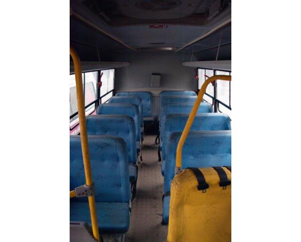 Foto de PAS/ONIBUS IVECO /CITYCLASS 70C17, DIESEL, 2013/2013, AMARELA, PLACA: OQM-8691, RENAVAM: 00565517333, CHASSI: 93ZL68C01D8452611, NO ESTADO EM QUE SE ENCONTRA.