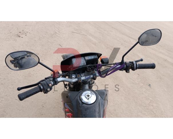 Foto de PAS/MOTOCICLETA HONDA/XRL 125 ES, GASOLINA, 2001/2001, PRETA, RENAVAM: 756936977, CHASSI: 9C2JD17201R008111, NO ESTADO EM QUE SE ENCONTRA.