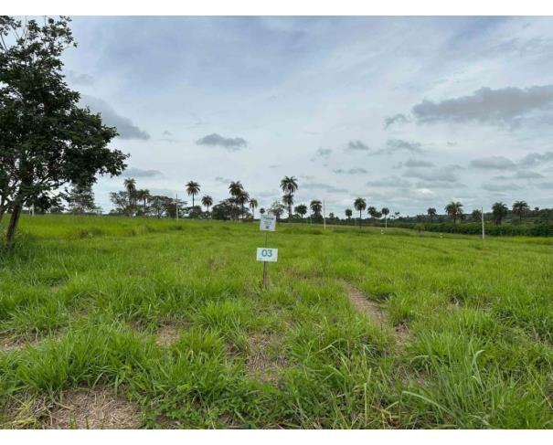 Foto de Chácara 03, Quadra 04, do Chacreamento Espelho D’Água, situada na Rua E, em Abaeté/MG, com área de 1.000,00 m², matrícula nº 29.034 do CRI de Abaeté/MG.