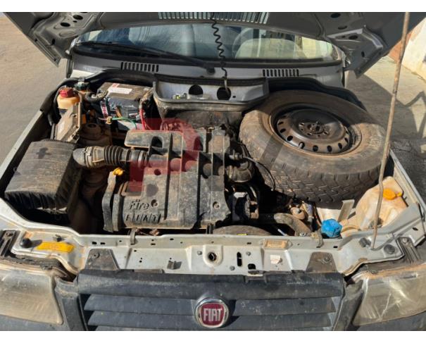Foto de FIAT/UNO MILLE FIRE, FLEX, ALCOOL/GASOLINA, PRATA, 2007/2008, CHASSI: ...67811, NO ESTADO EM QUE SE ENCONTRA. 