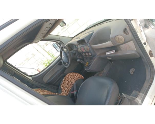 Foto de AUTOMOVEL FIAT/DOBLO ATTRACTIV 1.4, ALCOOL/GASOLINA, BRANCA, 2011/2012, CHASSI: 9BD119707C1090200, RENAVAM: 00464605040, NO ESTADO EM QUE SE ENCONTRA.