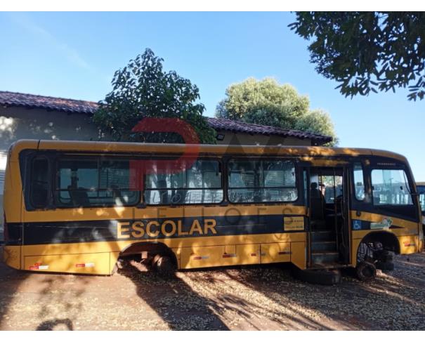 Foto de ONIBUS VW/15.190 EOD E.HD ORE, DIESEL, AMARELA, 2012/2013, CHASSI: ...17452, NO ESTADO EM QUE SE ENCONTRA.