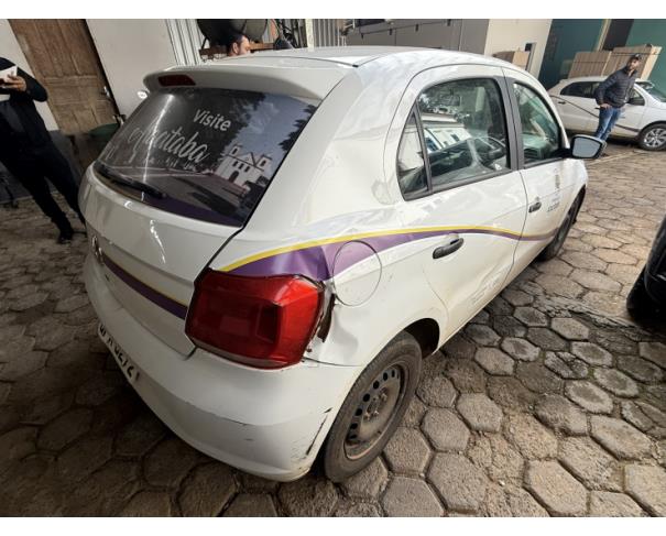 Foto de AUTOMOVEL VW/GOL 1.0L MC4, ALCOOL/GASOLINA, BRANCA, 2018/2019, CHASSI: 9BWAG45U1KT096361, RENAVAM:01177283120 , NO ESTADO EM QUE SE ENCONTRA.