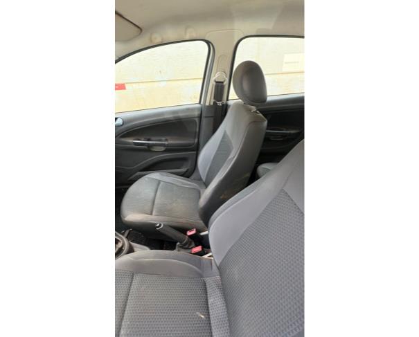 Foto de AUTOMOVEL VW/GOL 1.6L MB5, ALCOOL/GASOLINA, BRANCA, 2018/2019, CHASSI: 9BWAB45U9KT071187, RENAVAM: 01171058494, NO ESTADO EM QUE SE ENCONTRA.