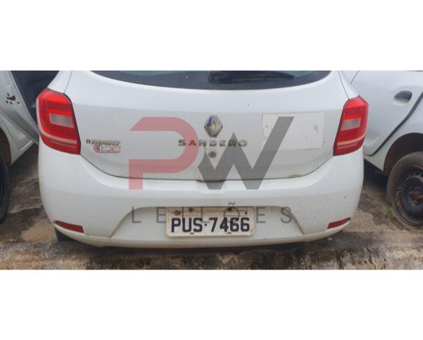 Foto de PASSAGEIRO / AUTOMOVEL RENAULT/SANDERO AUTH 10, ALCOOL/GASOLINA, BRANCA, 2014//2015, PLACA PUS-7466, CHASSI: 93Y5SRD04FJ509987, RENAVAM: 01018098213, NO ESTADO EM QUE SE ENCONTRA.