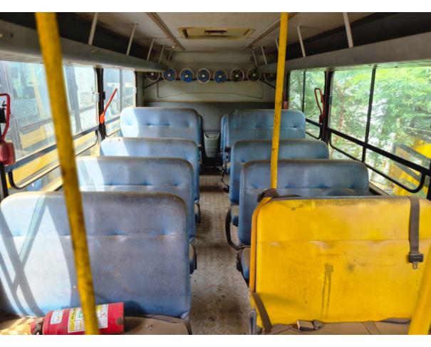 Foto de ONIBUS IVECO/SENIORCLASS 150SE, DIESEL, AMARELA, 2016/2017, CHASSI: 93ZA01LF0H8931338, RENAVAM: 01114105047, NO ESTADO EM QUE SE ENCONTRA.