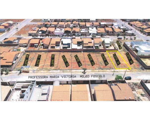 Foto de IMÓVEL URBANO: Área Institucional. Um Lote de terreno de nº 220, Quadra 46, setor 16, medindo 250,00m², situado em Pompéu/MG, B: Morada do Sol, na Rua Professora Maria Victória Miléo Fóscolo, NO ESTADO EM QUE SE ENCONTRA. 