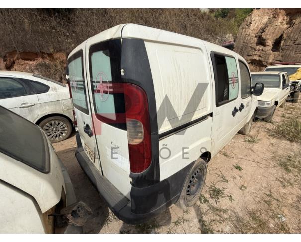 Foto de CAMINHONETE FIAT/DOBLO GREENCAR MO4, ALCOOL/GASOLINA, BRANCA, 2014/2014, CHASSI: 9BD223246E2037136, RENAVAM: 01005900563, NO ESTADO EM QUE SE ENCONTRA.