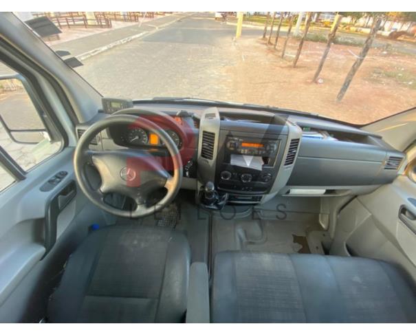 Foto de PASSAGEIRO / MICROONIBUS I/M.BENZ 515CDI SPRINTERM, BRANCA, DIESEL, 2017/2018, PLACA PZX-7895, CHASSI: 8AC906657JE136486, RENAVAM: 01123113200, NO ESTADO EM QUE SE ENCONTRA. 