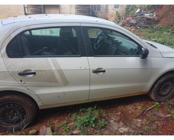 Foto de AUTOMOVEL, VW/GOL CITY MC S, BRANCA, 2014/2015, ALCOOL/GASOLINA, CHASSI: 9BWAB45U7FP123575, RENAVAM: 01035620887, NO ESTADO EM QUE SE ENCONTRA.