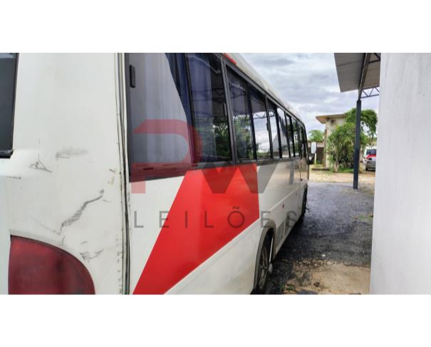 Foto de ONIBUS MARCOPOLO/VOLARE W8 ON, DIESEL, BRANCA, 2008/2009, CHASSI: ...28459, NO ESTADO EM QUE SE ENCONTRA.