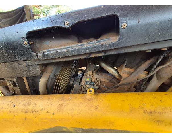 Foto de RETROESCAVADEIRA  CATERPILLAR , ANO: 2013, SÉRIE: G4D48847, NO ESTADO EM QUE SE ENCONTRA.