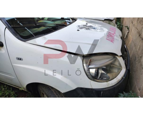 Foto de FIAT/DOBLO 1.8 ATENA AMB, ALCOOL/GASOLINA, BRANCA, 2014/2015, CHASSI: 9BD223156F2038957, RENAVAM: 1058921387, NO ESTADO EM QUE SE ENCONTRA.